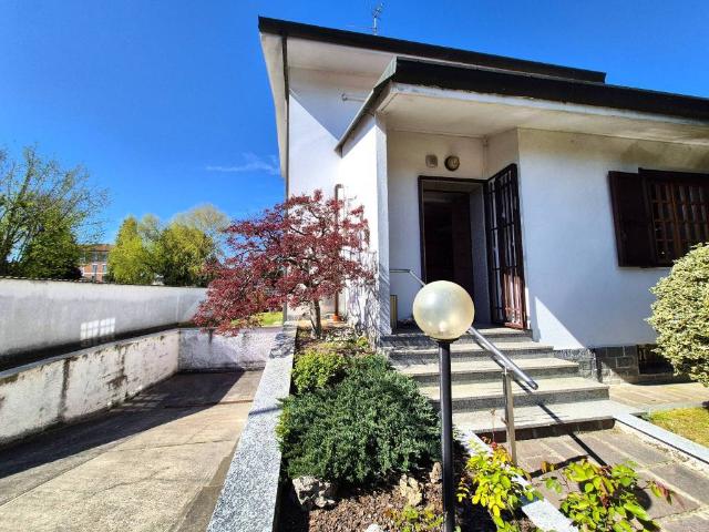 Villa Indipendente in vendita a Molino Rossi, Cisliano