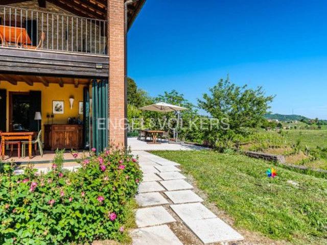 Villa Indipendente in vendita a Cison Di Valmarino, Veneto