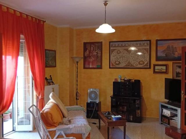 Villa Indipendente in vendita a Cisterna di Latina, Latina