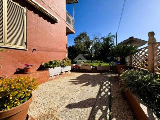 Villa Indipendente in vendita a Cisterna Di Latina, Lazio