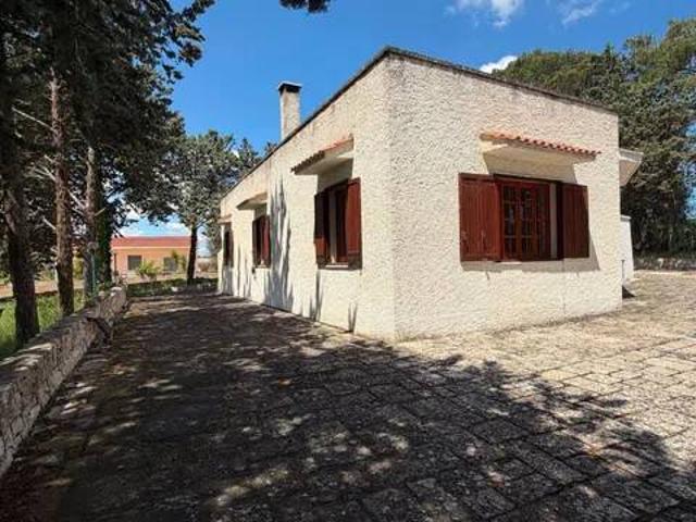 Villa Indipendente in vendita a Cisternino, Brindisi