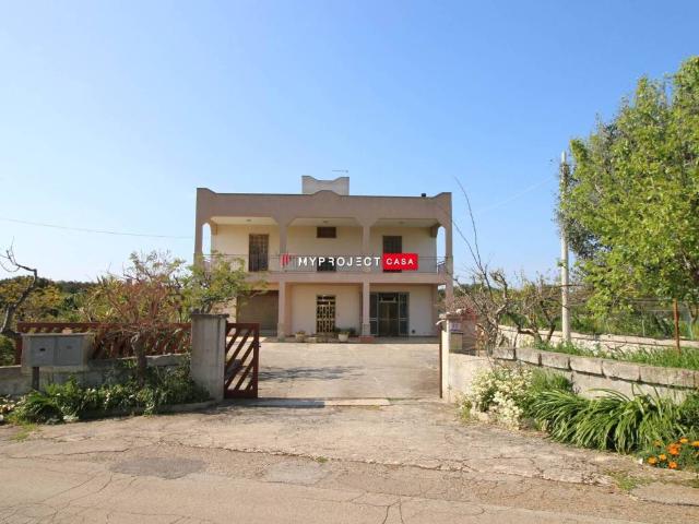 Villa Indipendente in vendita a La Specchia, Puglia