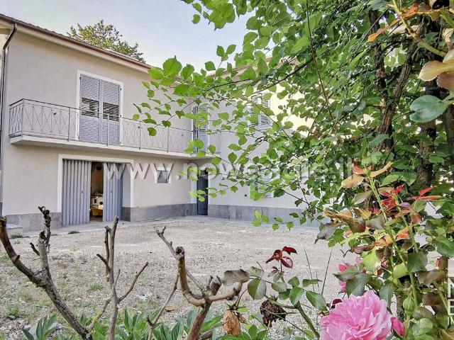 Villa Indipendente in vendita a Citerna, Umbria