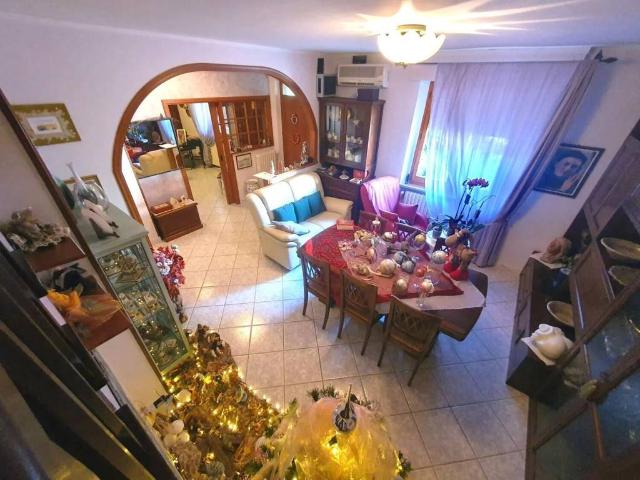 Villa Indipendente in vendita a Canale, Città Della Pieve