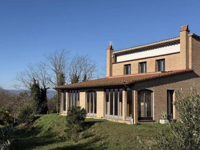 Villa Indipendente in vendita a Canale, Città Della Pieve