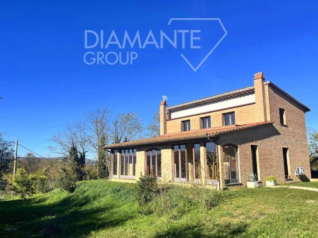 Villa Indipendente in vendita a Canale, Città Della Pieve