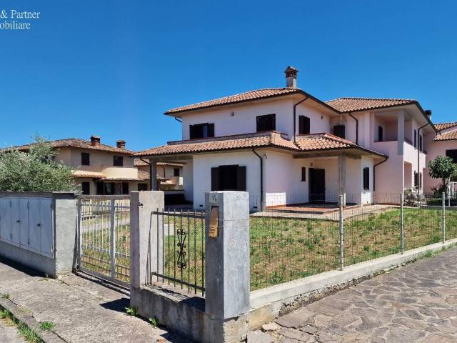 Villa Indipendente in vendita a Moiano, Città Della Pieve