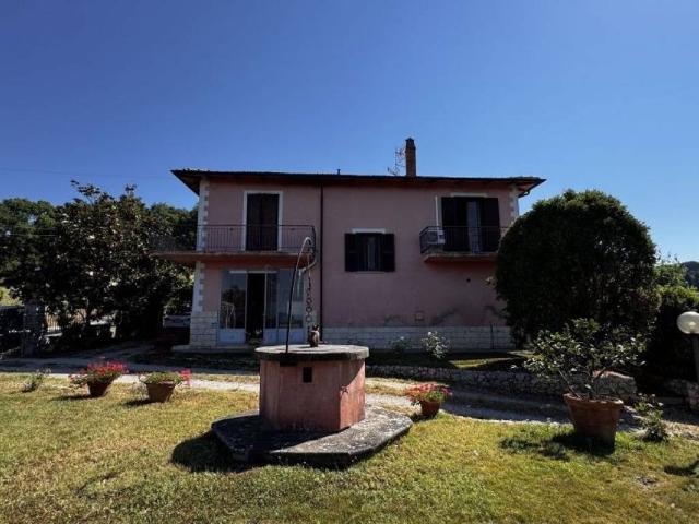 Villa Indipendente in vendita a Il Poggio, Città Della Pieve