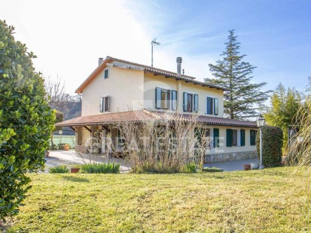 Villa Indipendente in vendita a Moiano, Città Della Pieve