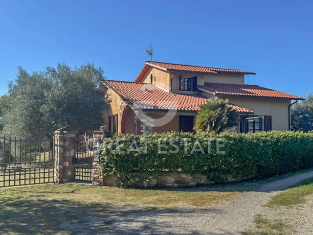 Villa Indipendente in vendita a Canale, Città Della Pieve