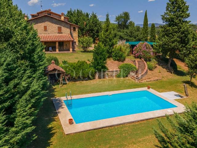 Villa Indipendente in vendita a San Leo Bastia, Umbria