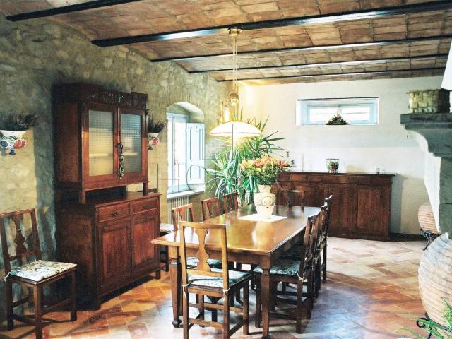 Villa Indipendente in vendita a Vocabolo Colonnelli, San Leo Bastia