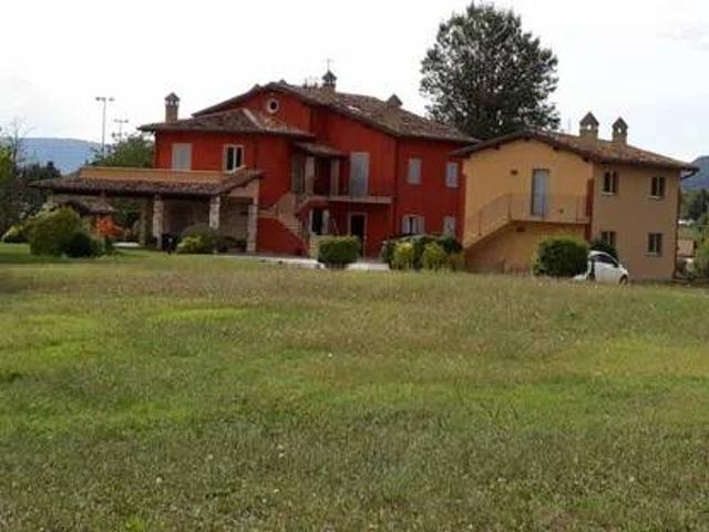 Villa Indipendente in vendita a San Leo Bastia, Umbria