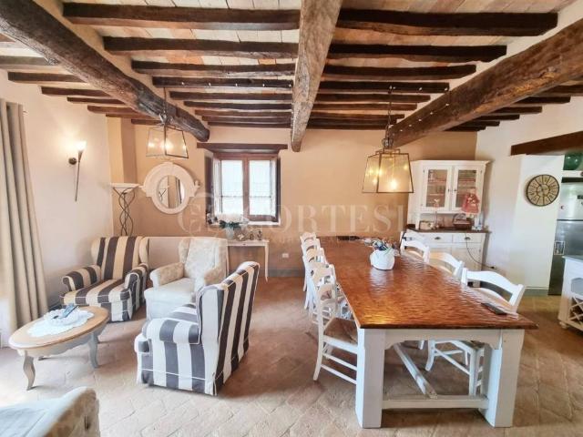 Villa Indipendente in vendita a San Leo Bastia, Umbria