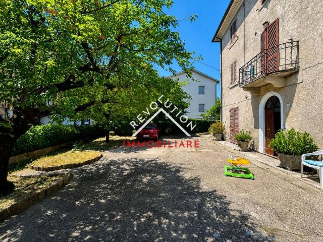 Villa Indipendente in vendita a San Leo Bastia, Umbria