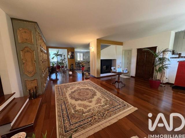 Villa Indipendente in vendita a Cinquemiglia, Città di Castello