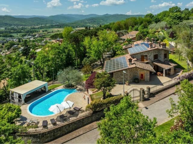 Casa in vendita a San Leo Bastia, Umbria