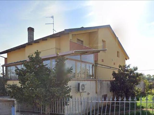 Villa Indipendente in vendita a Città Sant'angelo, Abruzzo