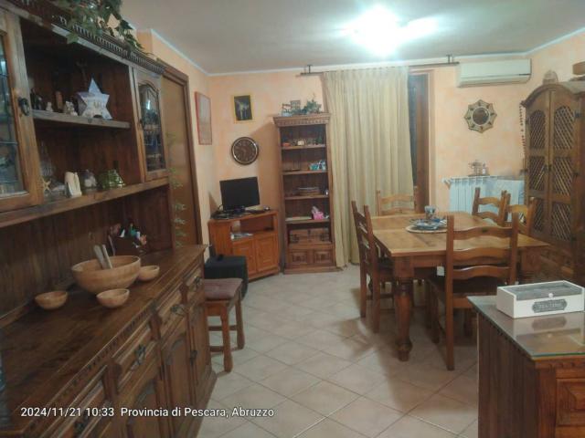 Villa Indipendente in vendita a Città Sant'angelo, Abruzzo