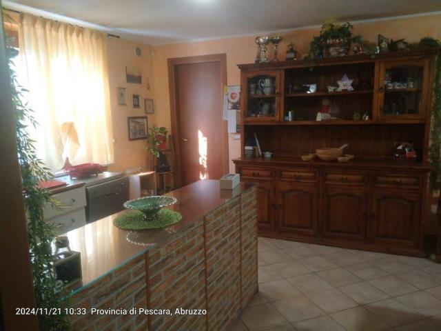 Villa Indipendente in vendita a Città Sant'angelo, Abruzzo