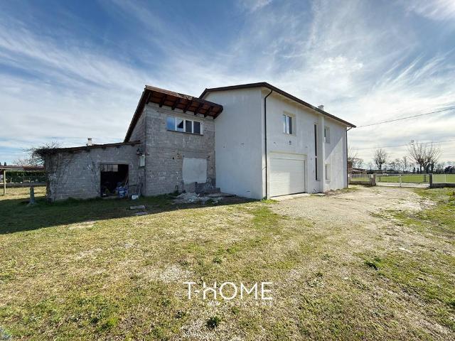 Villa Indipendente in vendita a Laghi, Cittadella