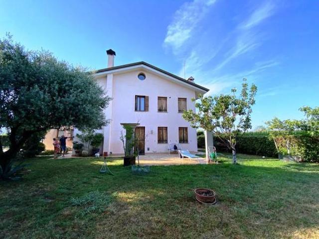Villa Indipendente in vendita a Pozzetto, Cittadella