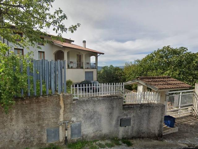 Villa Indipendente in vendita a Cittaducale, Rieti