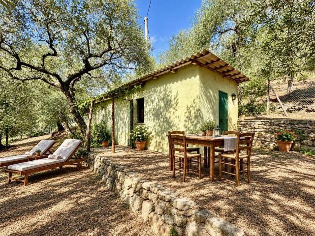 Villa Indipendente in vendita a Civezza, Provincia di Imperia