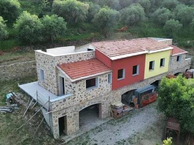 Villa Indipendente in vendita a Civezza, Liguria