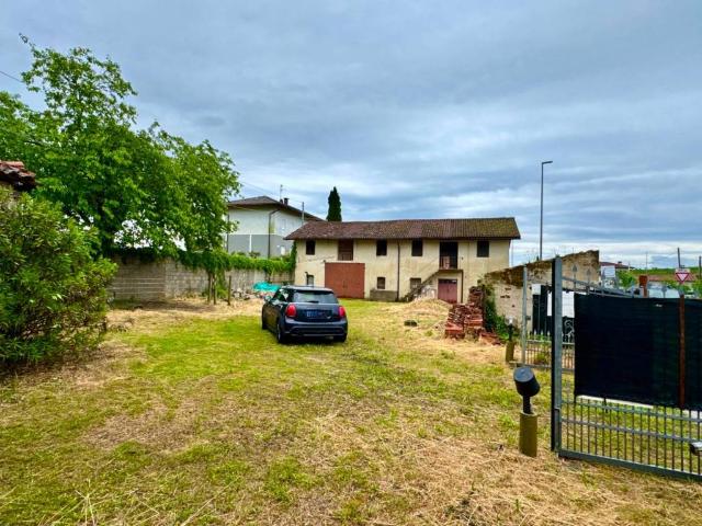 Villa Indipendente in vendita a Premariacco, Friuli-Venezia Giulia