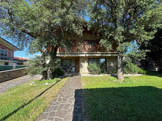 Villa Indipendente in vendita a Cividate Al Piano, Lombardia