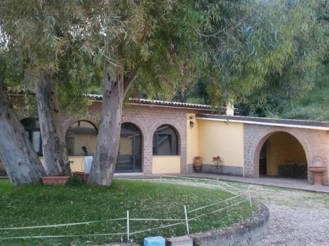 Villa Indipendente in vendita a Civita Castellana, Lazio