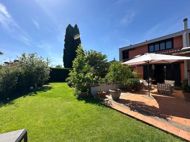 Villa Indipendente in vendita a Civita Castellana, Lazio