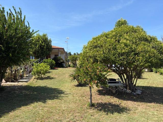 Villa Indipendente in vendita a Marche, Macerata