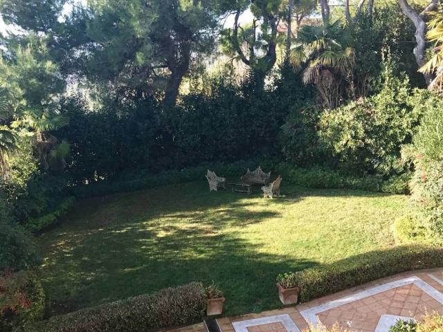 Villa Indipendente in vendita a Contrada Celeste, Marche