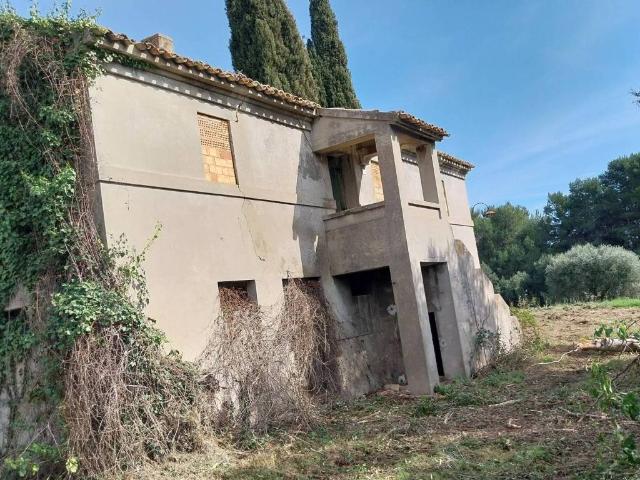 Villa Indipendente in vendita a Contrada Montecucco, Marche
