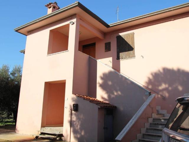 Villa Indipendente in vendita a Contrada Maranello, Marche