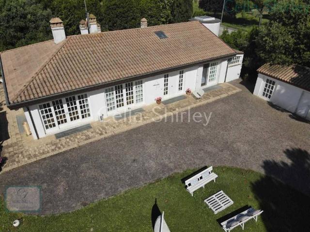 Villa Indipendente in vendita a San Marone, Marche