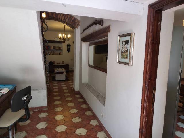 Villa Indipendente in vendita a Civitaquana, Abruzzo