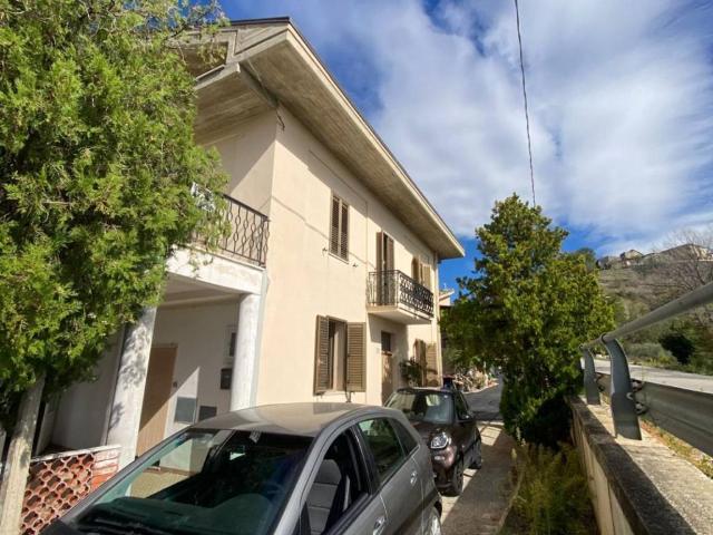 Villa Indipendente in vendita a Brittoli, Pescara