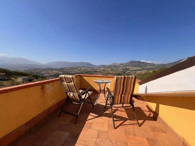 Villa Indipendente in vendita a Civitaquana, Abruzzo