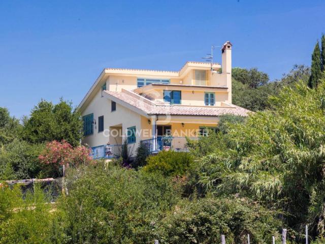 Villa Indipendente in vendita a Campo dell'Oro, Roma Capitale