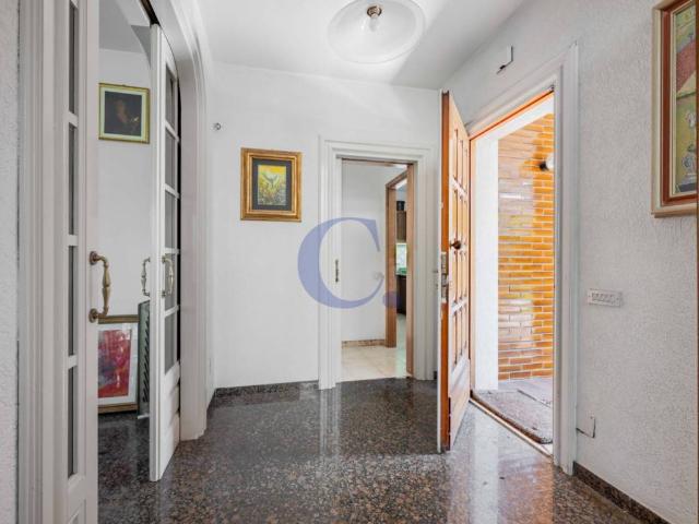 Villa Indipendente in vendita a San Gordiano, Roma Capitale