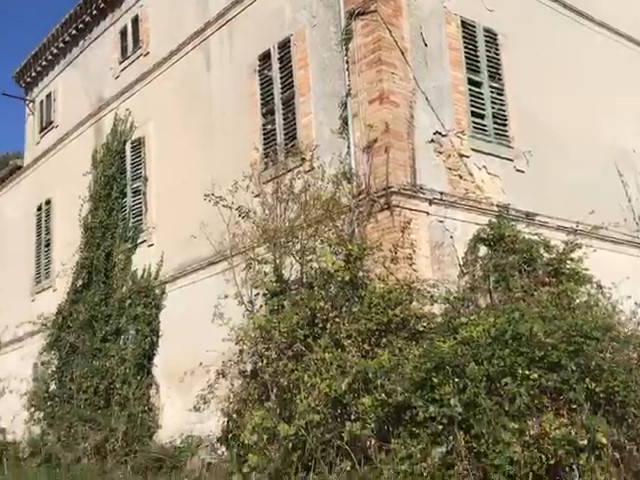 Villa Indipendente in vendita a Unione dei Comuni della Val Vibrata, Civitella Del Tronto