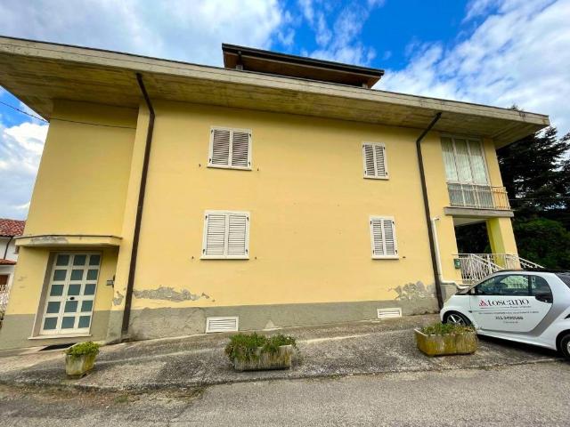 Villa Indipendente in vendita a Unione dei Comuni della Val Vibrata, Civitella Del Tronto