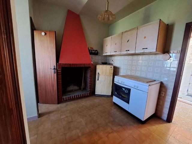 Villa Indipendente in vendita a Unione dei Comuni della Val Vibrata, Civitella Del Tronto