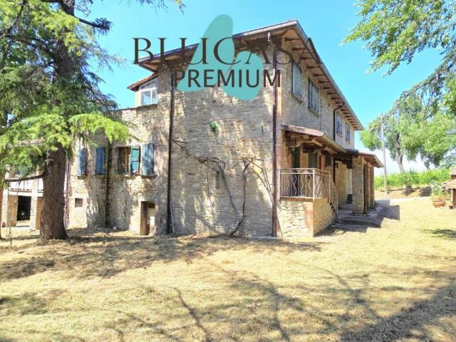 Villa Indipendente in vendita a Unione di Comuni della Romagna Forlivese, Cusercoli