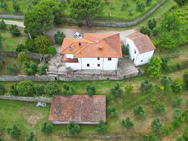 Villa Indipendente in vendita a Civitella in Val di Chiana, Ciggiano