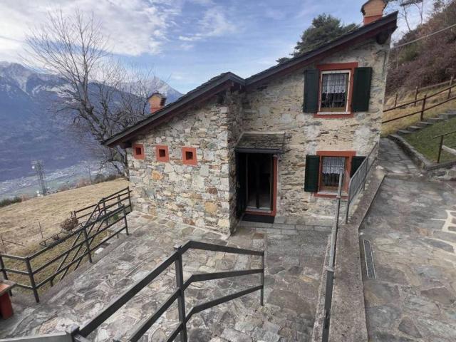 Villa Indipendente in vendita a Civo, Lombardia