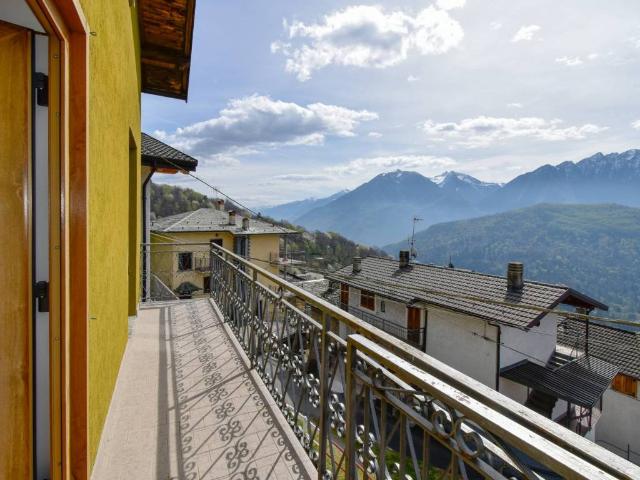 Villa Indipendente in vendita a Civo, Lombardia